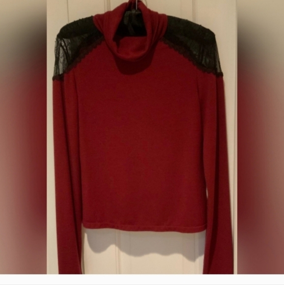 Alice + Olivia Krystalle Turtleneck Sweater Size Medium - Picture 6 of 11